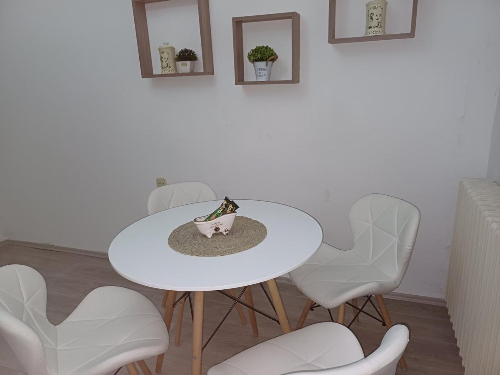 Apartment Green Free Private Parking Novi Sad Ngoại thất bức ảnh